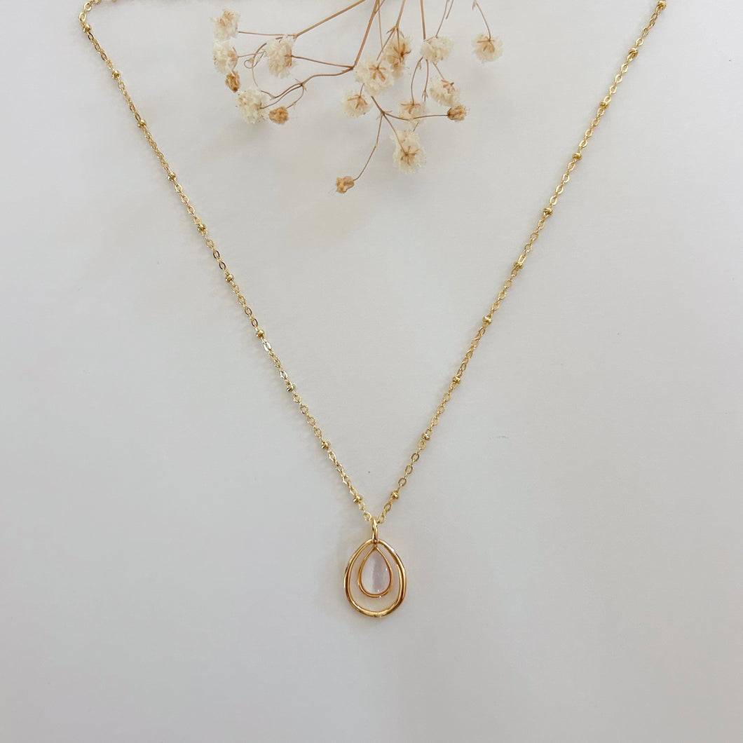 Avery Mother of Pearl Necklace
