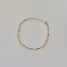 Load image into Gallery viewer, Tia Figaro Chain Bracelet
