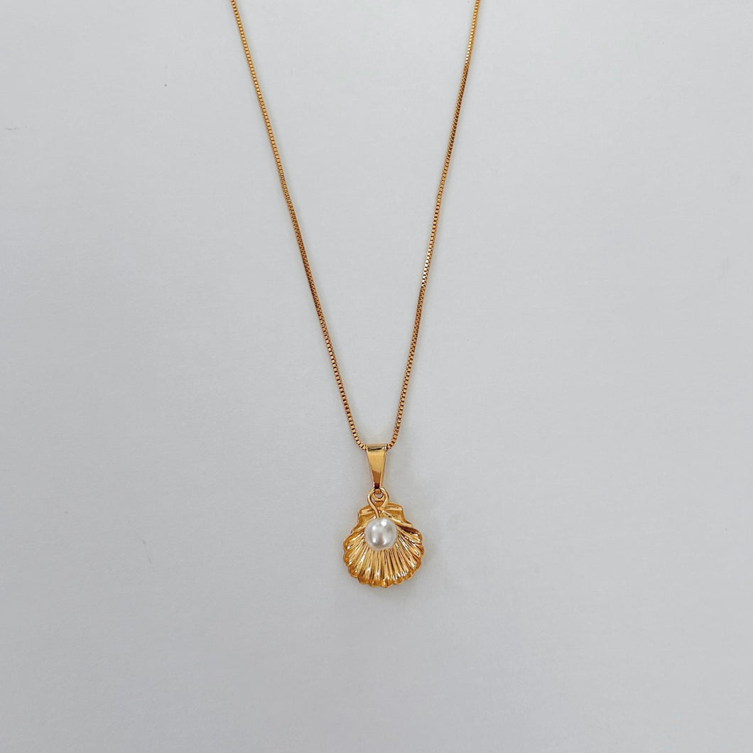 Lorena Shell Necklace