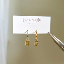 Load image into Gallery viewer, Prehnite Vida Huggie Earrings
