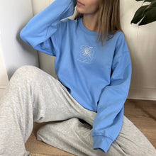Load image into Gallery viewer, Hibiscus Oahu Sweatshirt - Carolina Blue
