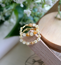 Load image into Gallery viewer, Honey Jade Braided Wire Ring
